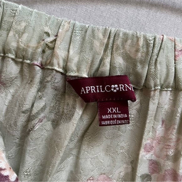 April Cornell Floral Tiered Midi Skirt in Sage Green Sz XXL - Picture 4 of 6